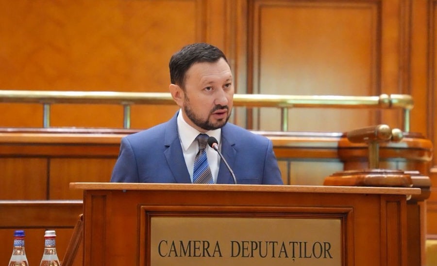 Mircea Fechet: “Refacerea corpului profesoral trebuie să fie prioritatea ZERO a următorului ministru al Educației, indiferent de partid”