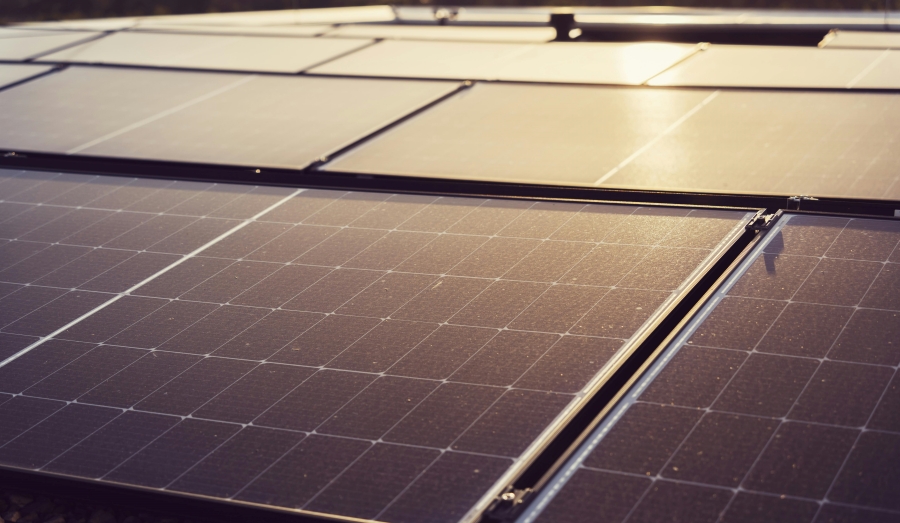 AFIR a publicat ghidurile pentru accesarea de către entitățile publice a finanțărilor pentru investiții în producerea și stocarea energiei electrice