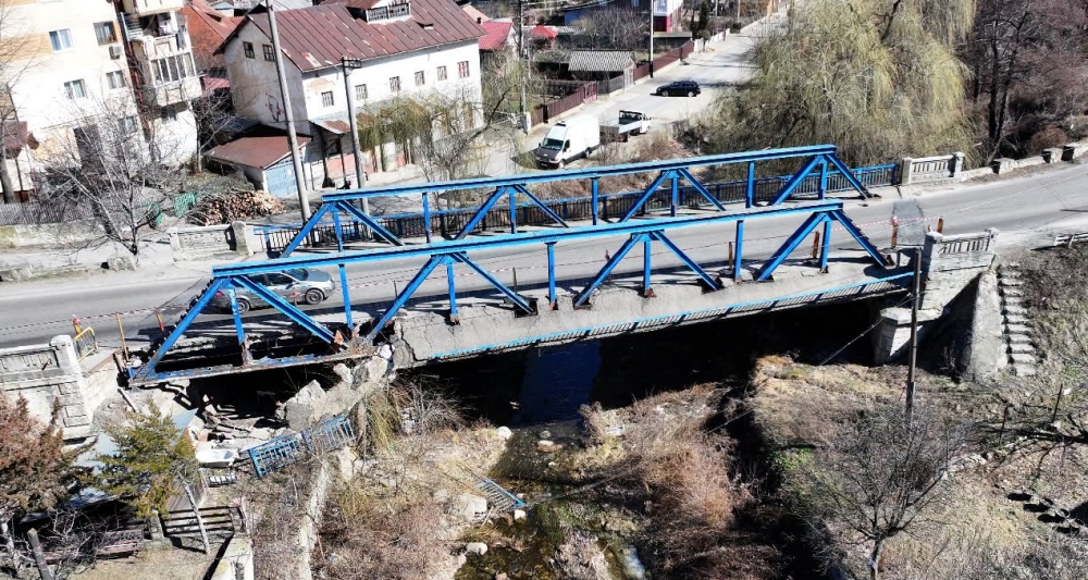Încep lucrările la podul de pe DN 10, km 67+190, Nehoiu. Podul existent va fi demolat și înlocuit