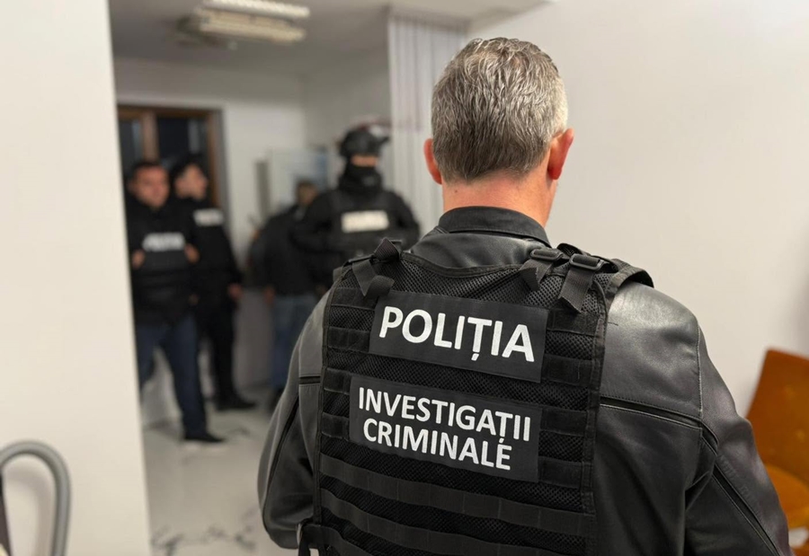 Percheziții și rețineri în dosarul ce vizează incidentele de la protestul din data de 15 septembrie 2026, din Piața Victoriei