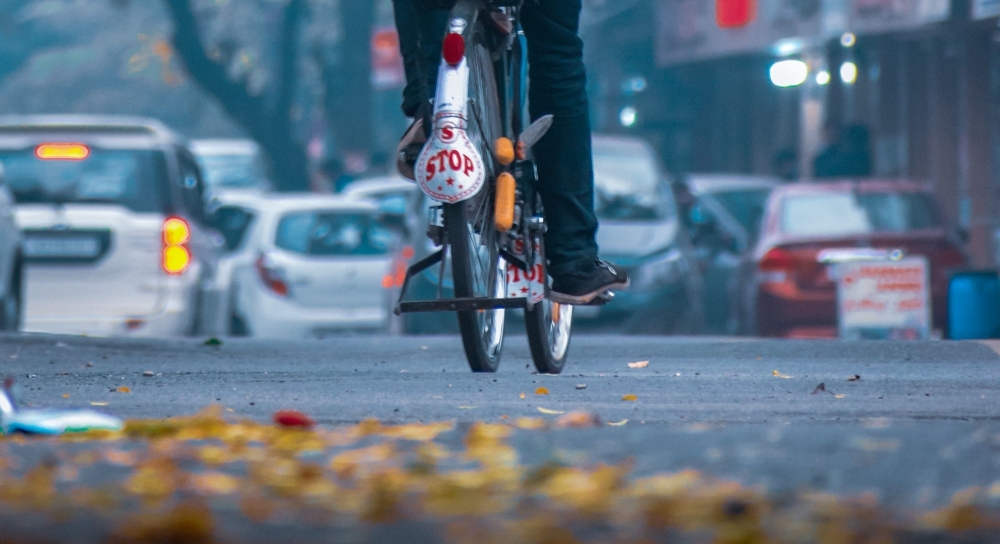 Siguranța rutieră pentru pietoni, bicicliști și trotinetiști depinde de prevenție și de comportamentul acestora în trafic